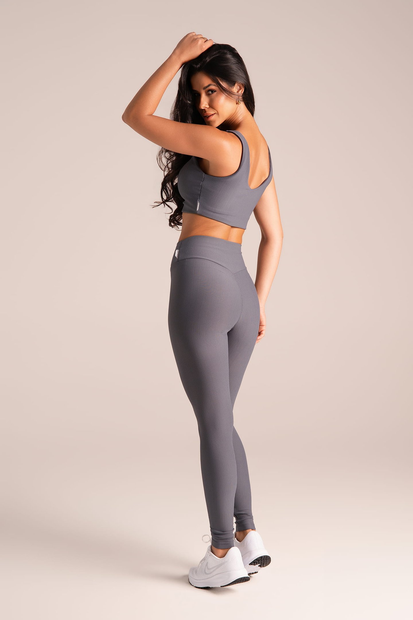 Legging Fitness Canelada Alta Compressão Cinza