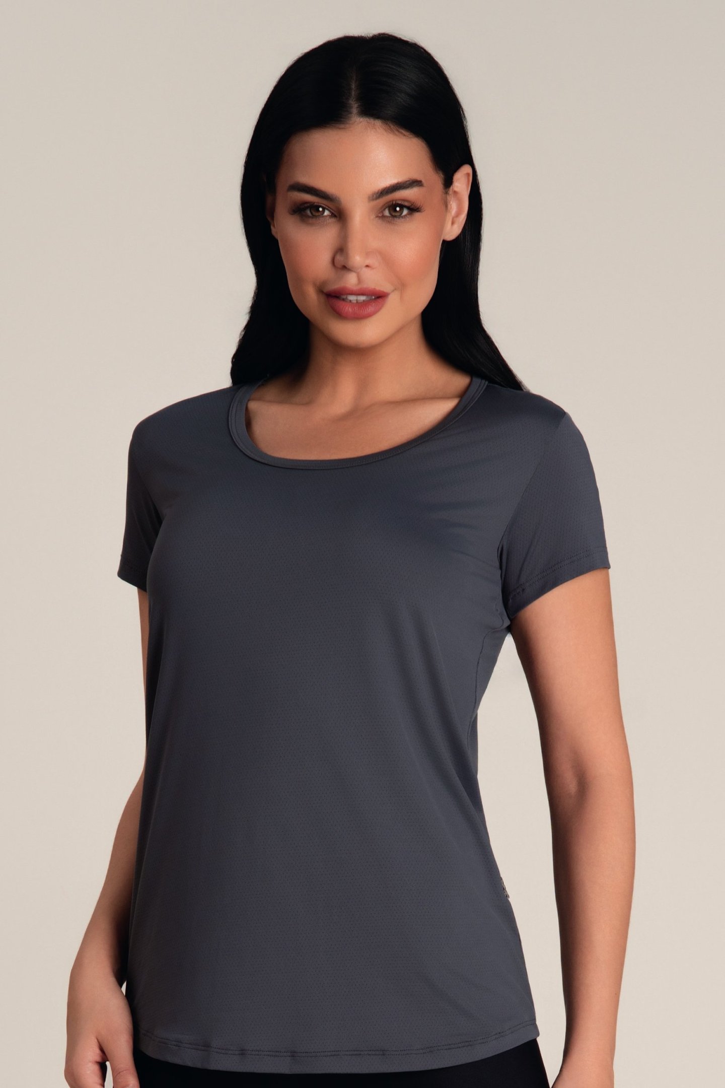 Camiseta Feminina Dry Fit Arredondada Chumbo