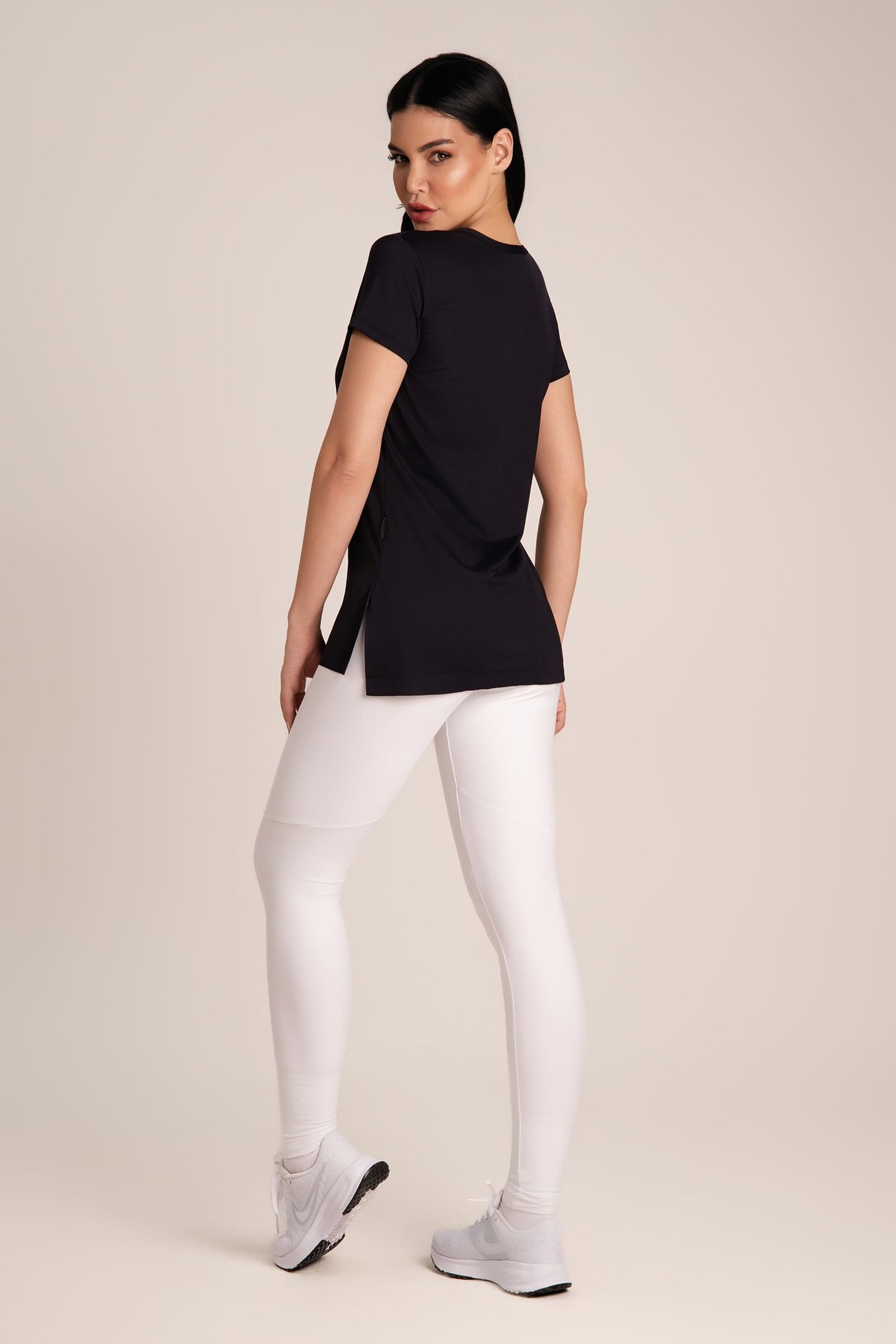 Camiseta Feminina Dry Fit Fenda Preto