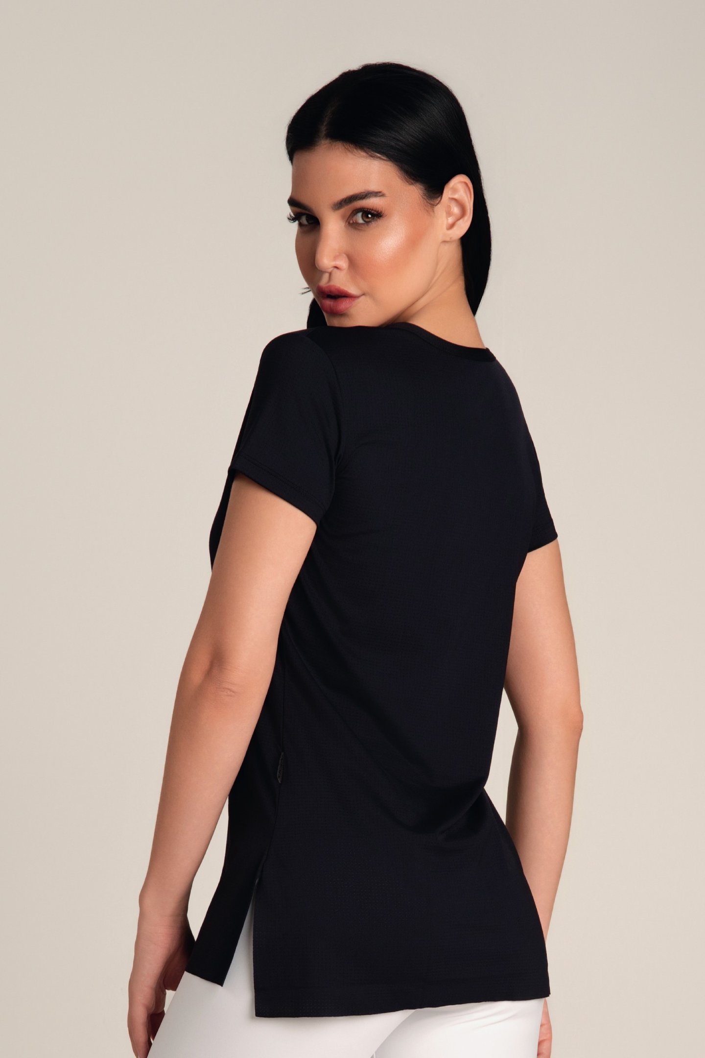 Camiseta Feminina Dry Fit Fenda Preto