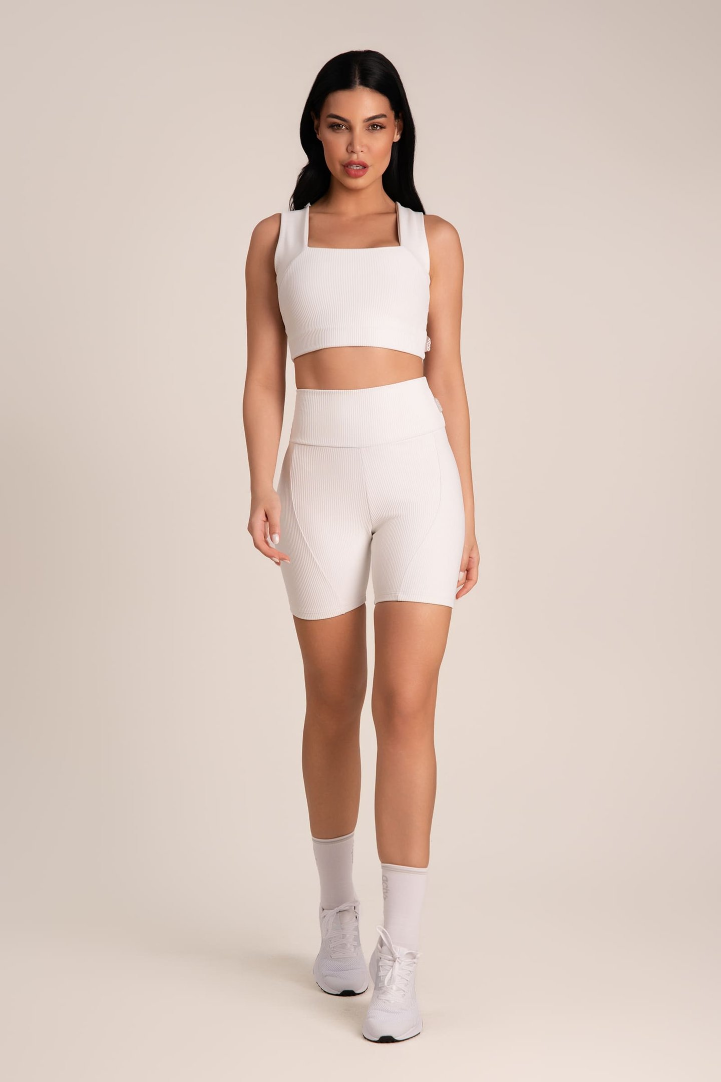 Bermuda Fitness Canelada Empina Bumbum Off White
