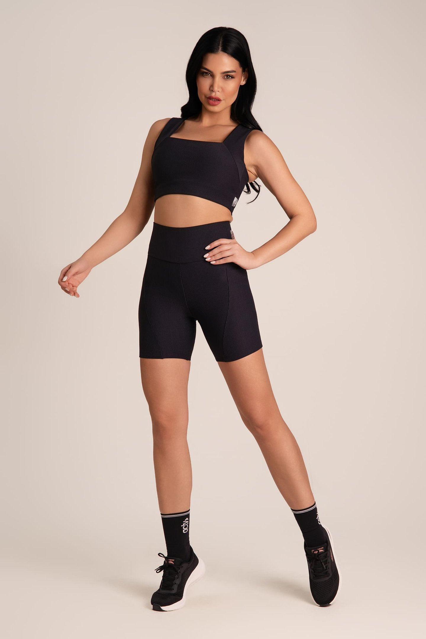 Bermuda Fitness Canelada Empina Bumbum Preto