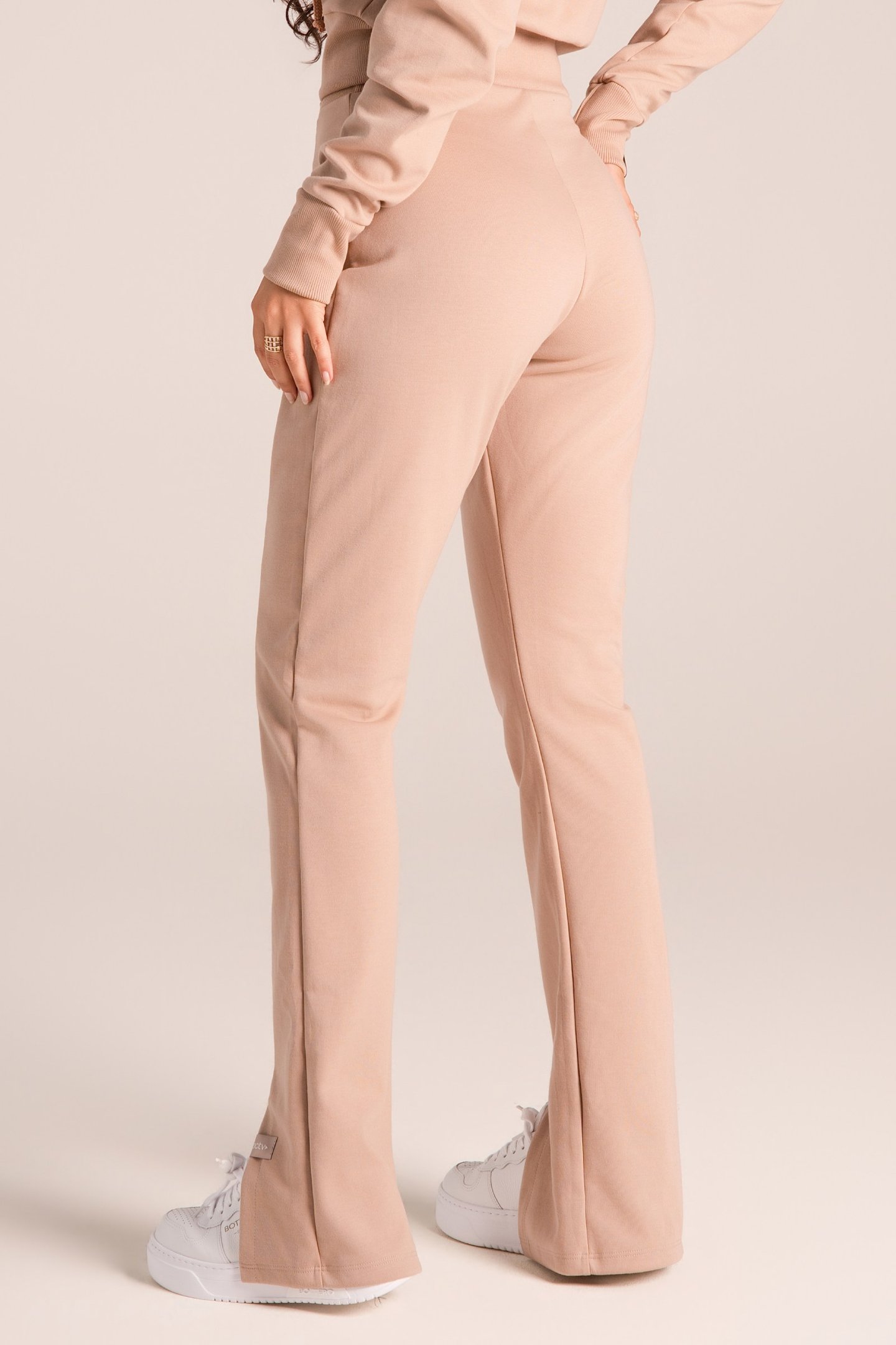 Calça Velvet Touch - Moletom Premium Slim Areia Nobre