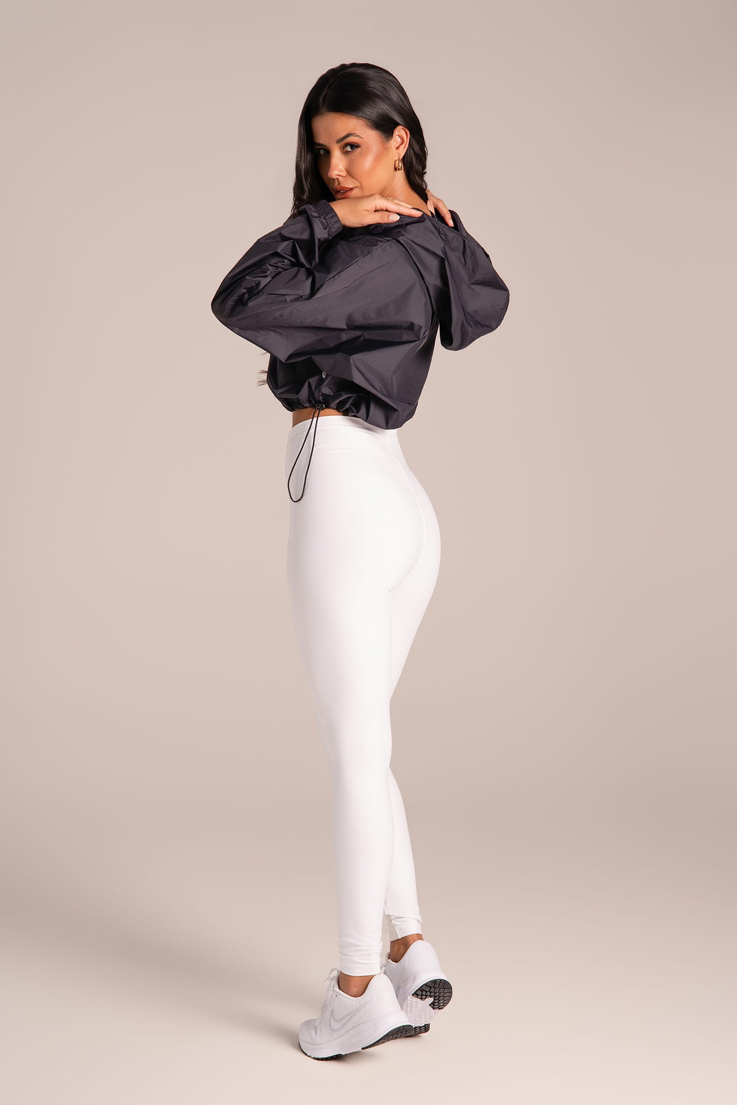 Jaqueta Corta Vento Feminina - Active Fitness Preto
