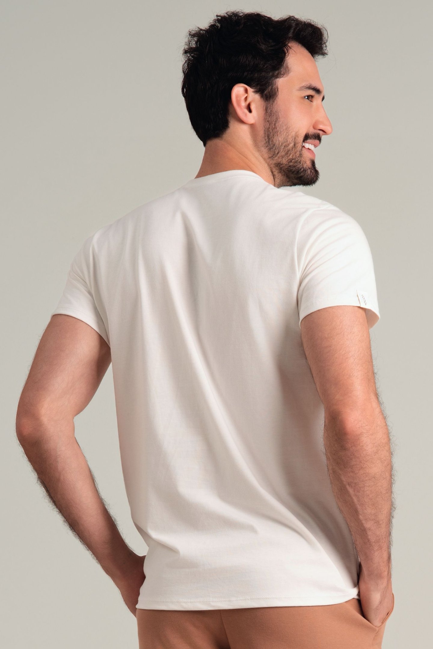 T-Shirt Masculina Básica Premium 100% Algodão Branco Lavado