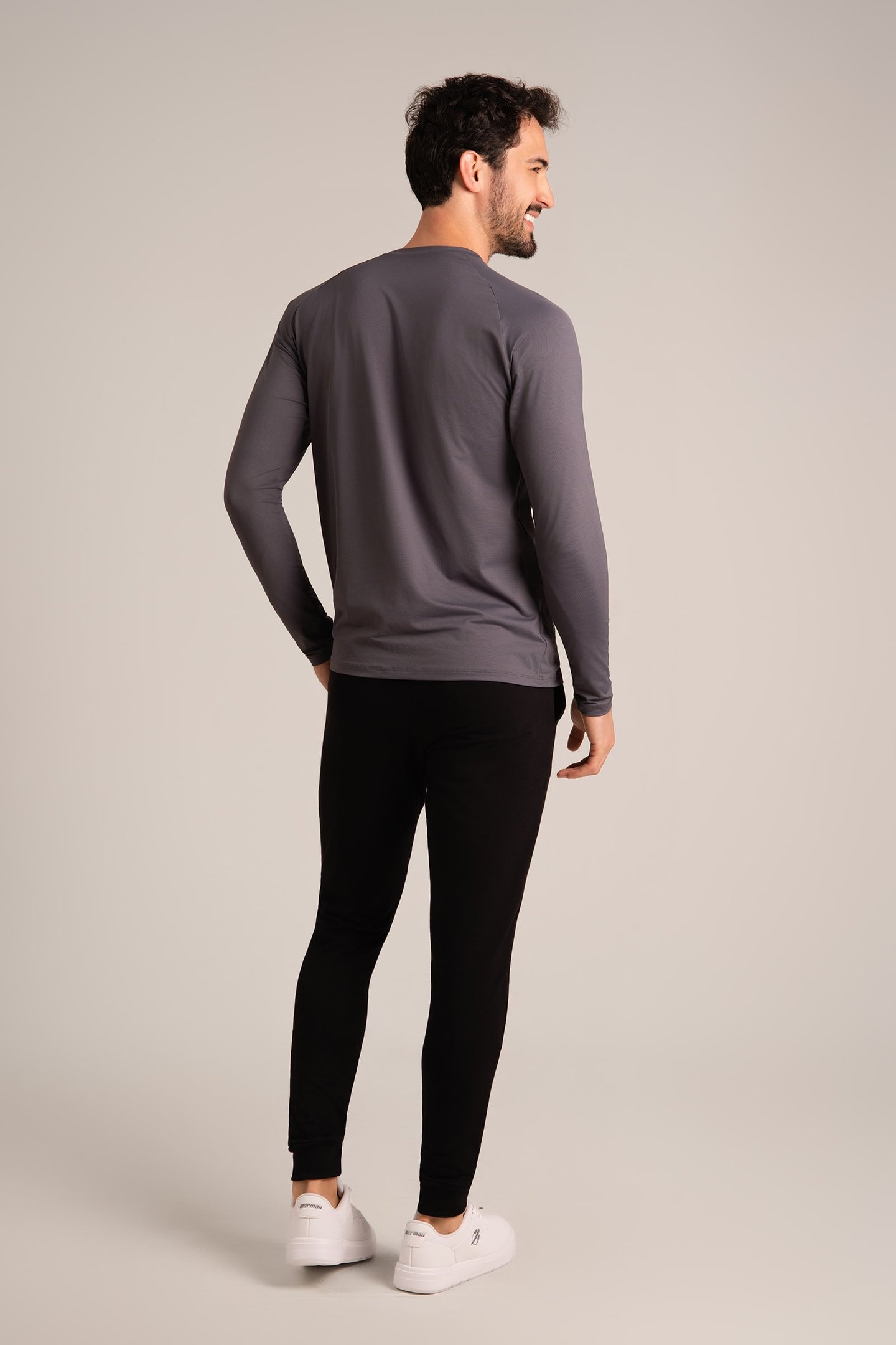 Camiseta Masculina Dry Fit Manga Longa Chumbo