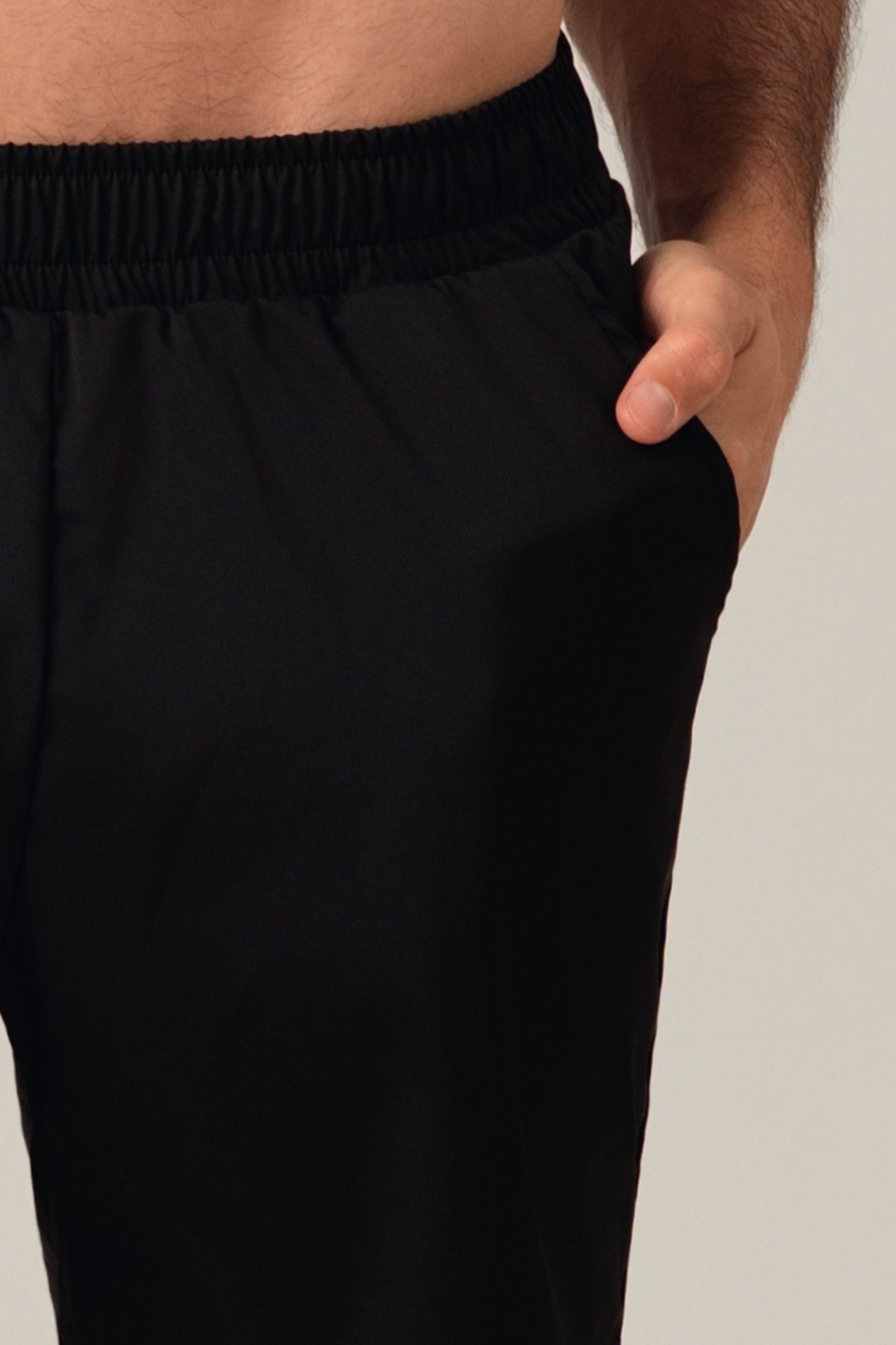 Bermuda Masculina Sarja Comfort com Bolsos Preto