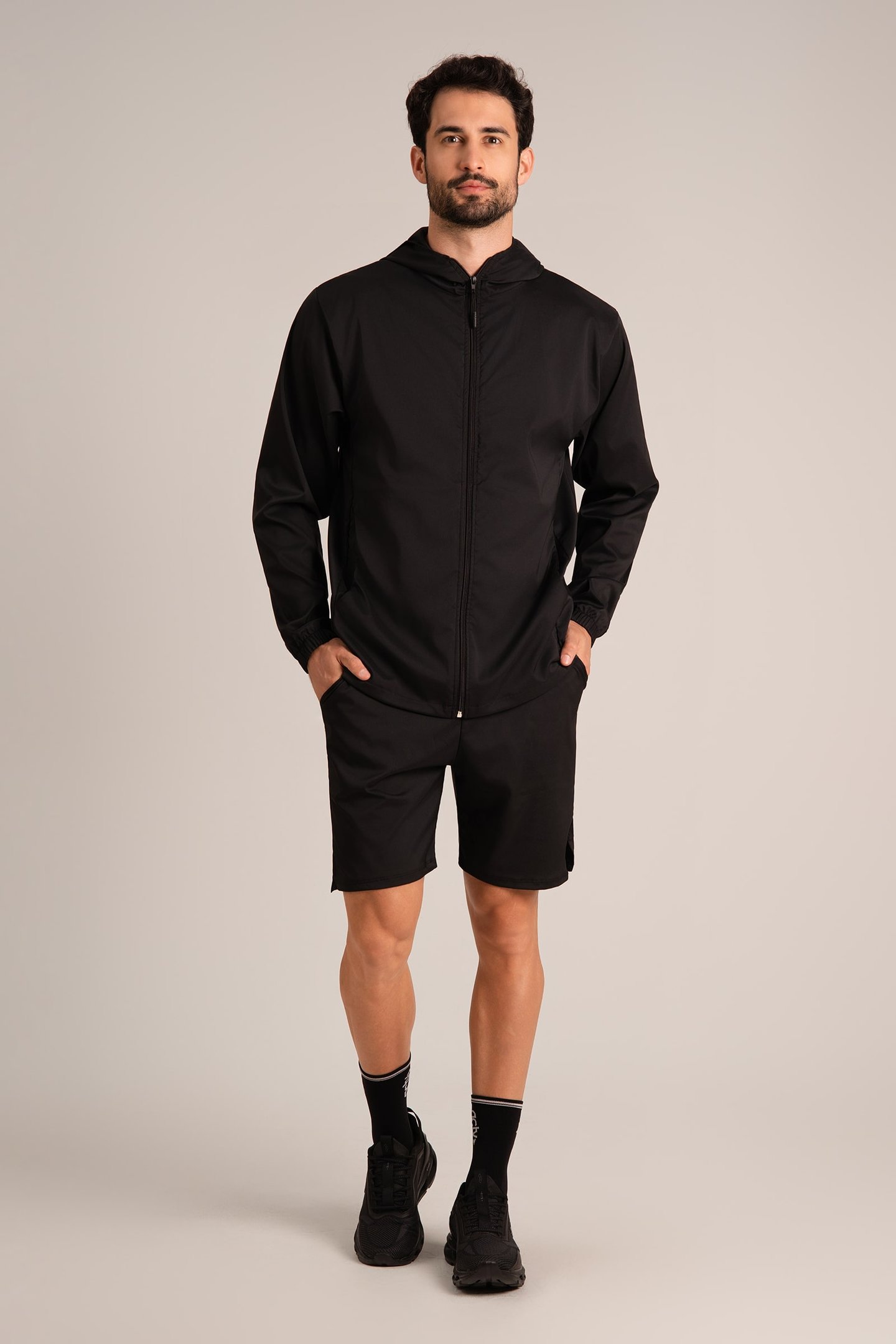 Jaqueta Corta vento Masculina Com Capuz Preto