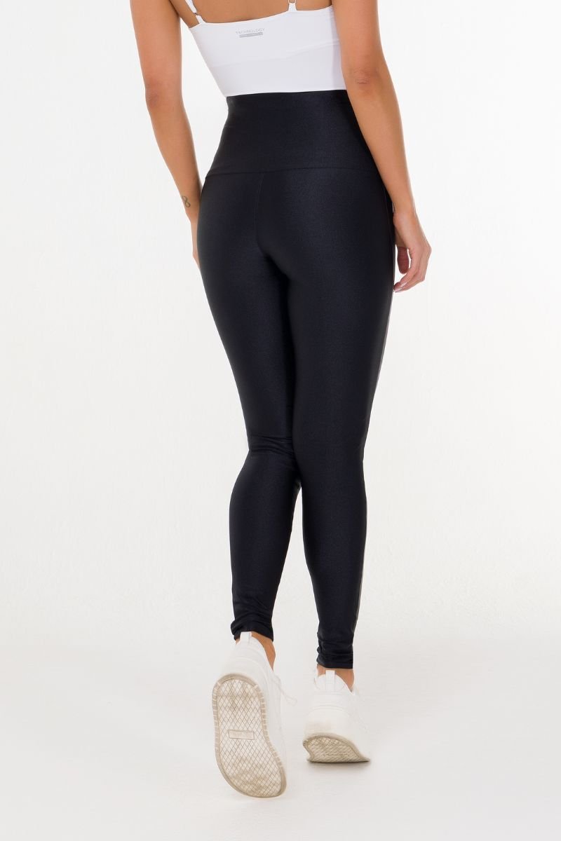 Calça Legging Brilho Cós Modelado Botões Preto
