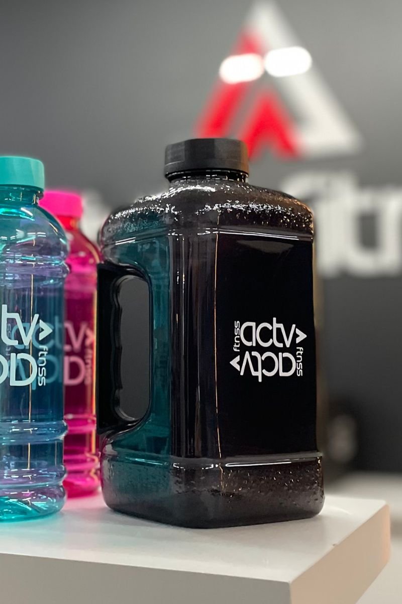 GARRAFA QUADRADA 1.500ML Preto